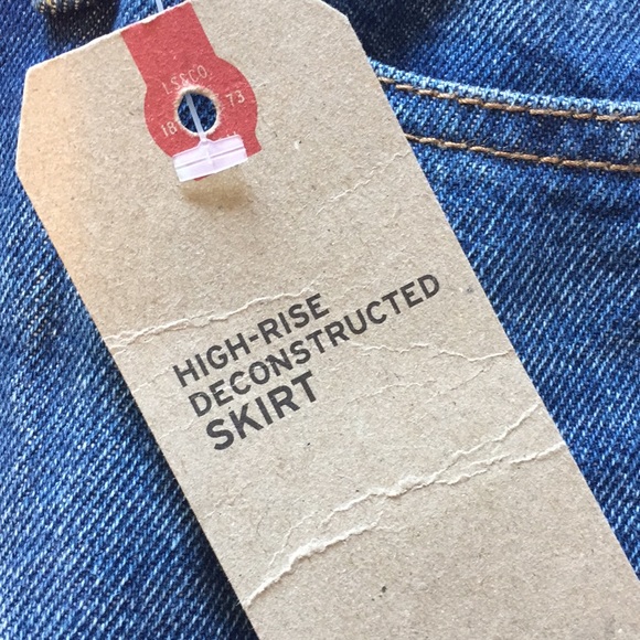 Levi’s High Rise Deconstructed Denim Jean Skirt - Picture 4 of 7